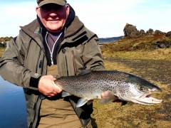 Allan with nice sea trout from Tungulækur