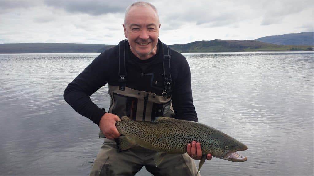Icelan-trout-Ion beat-lake Thingvellir